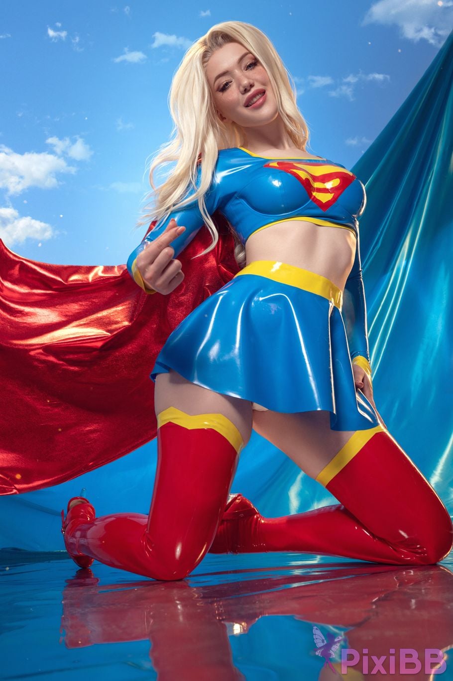 Lada Lyumos Supergirl PixiBB.COM 38