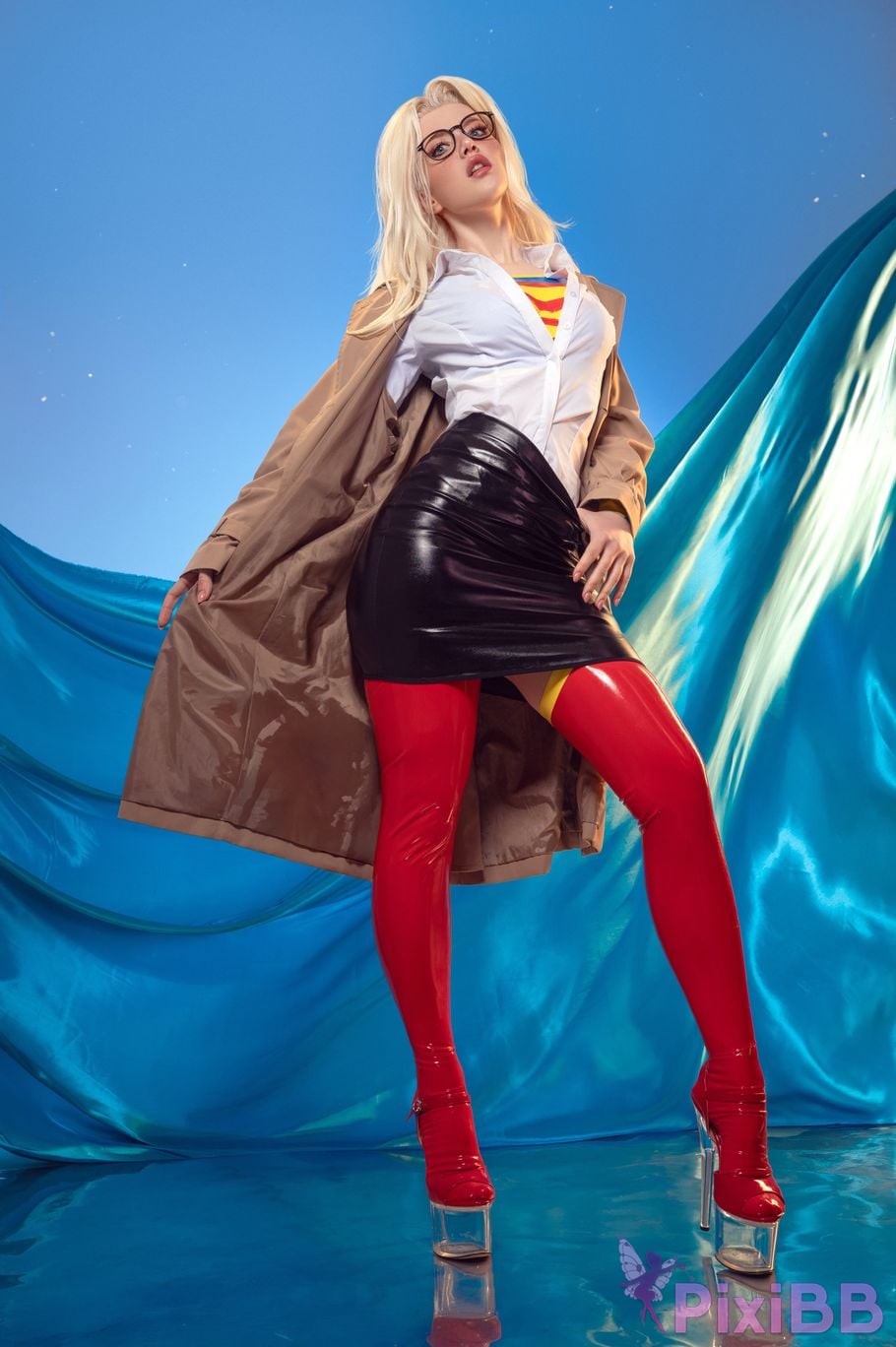 Lada Lyumos Supergirl PixiBB.COM 6