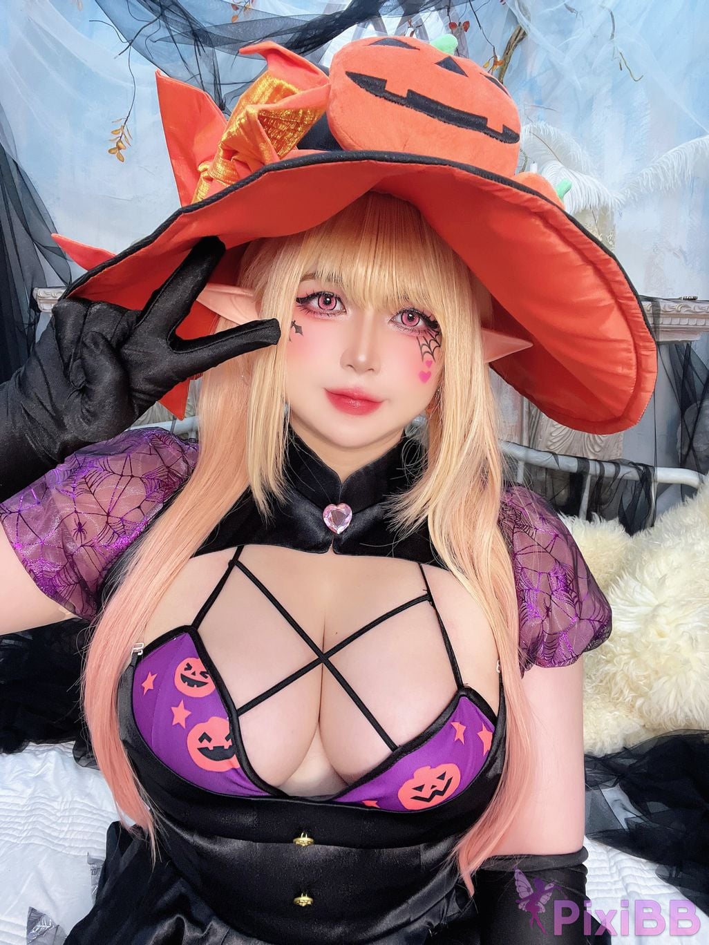 Uy Uy Witch Marin PixiBB.COM 14
