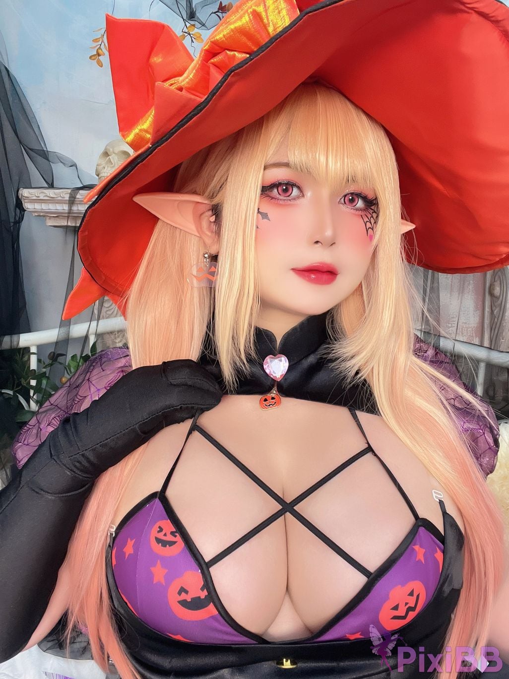 Uy Uy Witch Marin PixiBB.COM 18