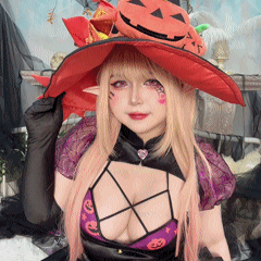 Uy Uy Witch Marin PixiBB.COM