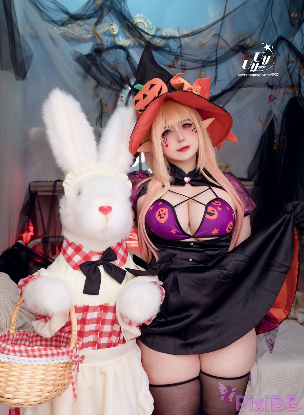 Uy Uy Witch Marin PixiBB.COM