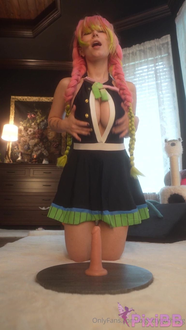 BigTittyGothEgg Mitsuri Kanroji PixiBB.COM 002
