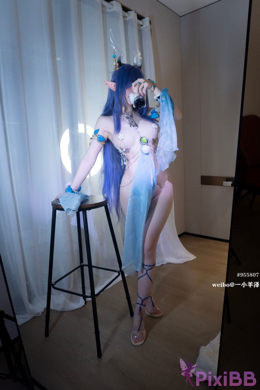 Cosplayer A little Yang Ze yixiaoyangze Frost Bell Silver Deer La Uma PixiBB.COM 033