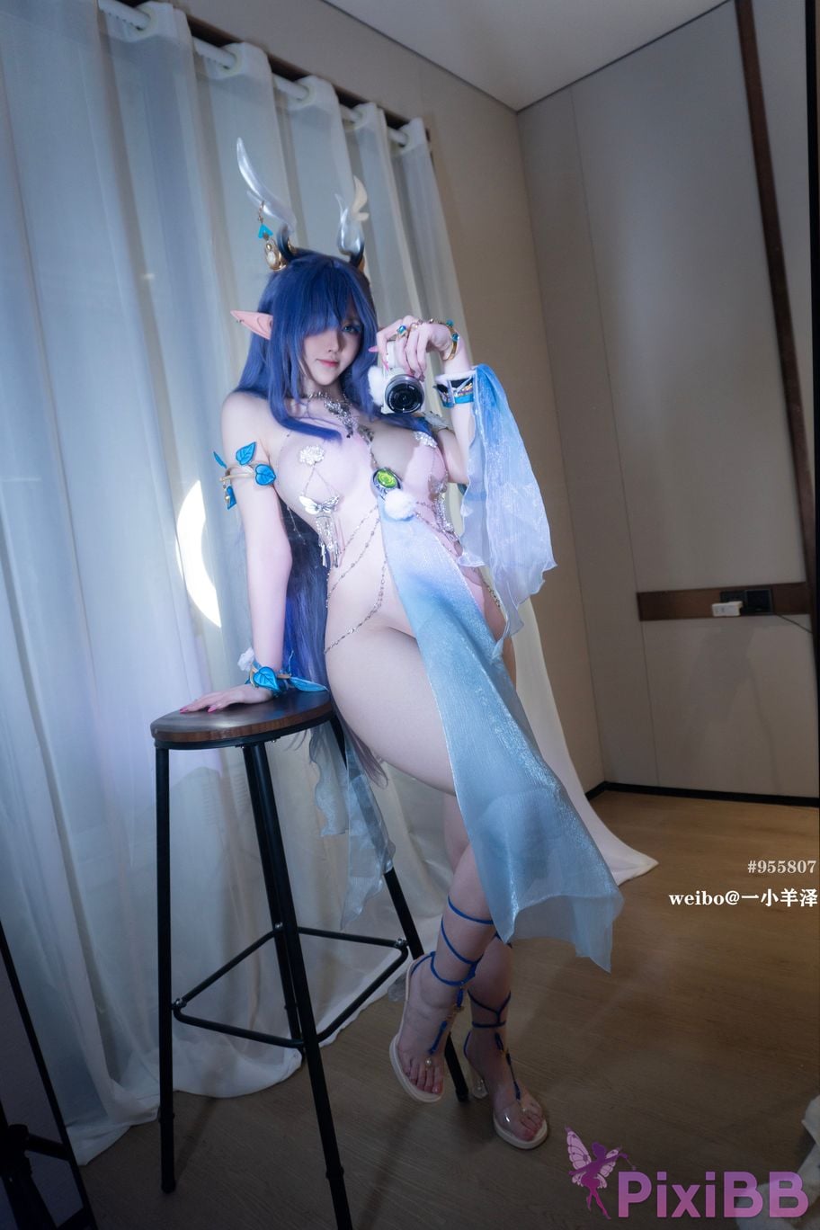 Cosplayer A little Yang Ze yixiaoyangze Frost Bell Silver Deer La Uma PixiBB.COM 036