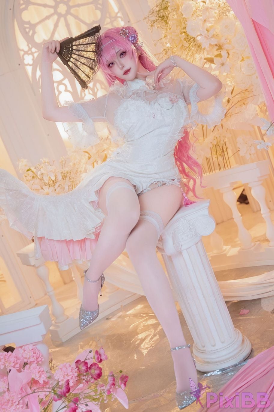 Cosplayer Natsuko Xia Xiazi NIKKE Dorothy cheongsam PixiBB.COM 003