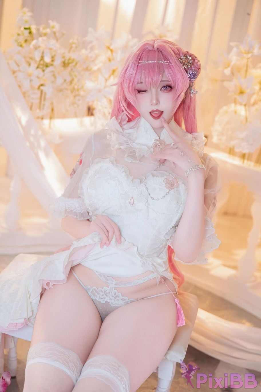 Cosplayer Natsuko Xia Xiazi NIKKE Dorothy cheongsam PixiBB.COM 020