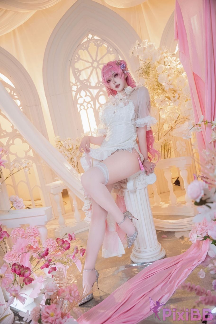 Cosplayer Natsuko Xia Xiazi NIKKE Dorothy cheongsam PixiBB.COM 077