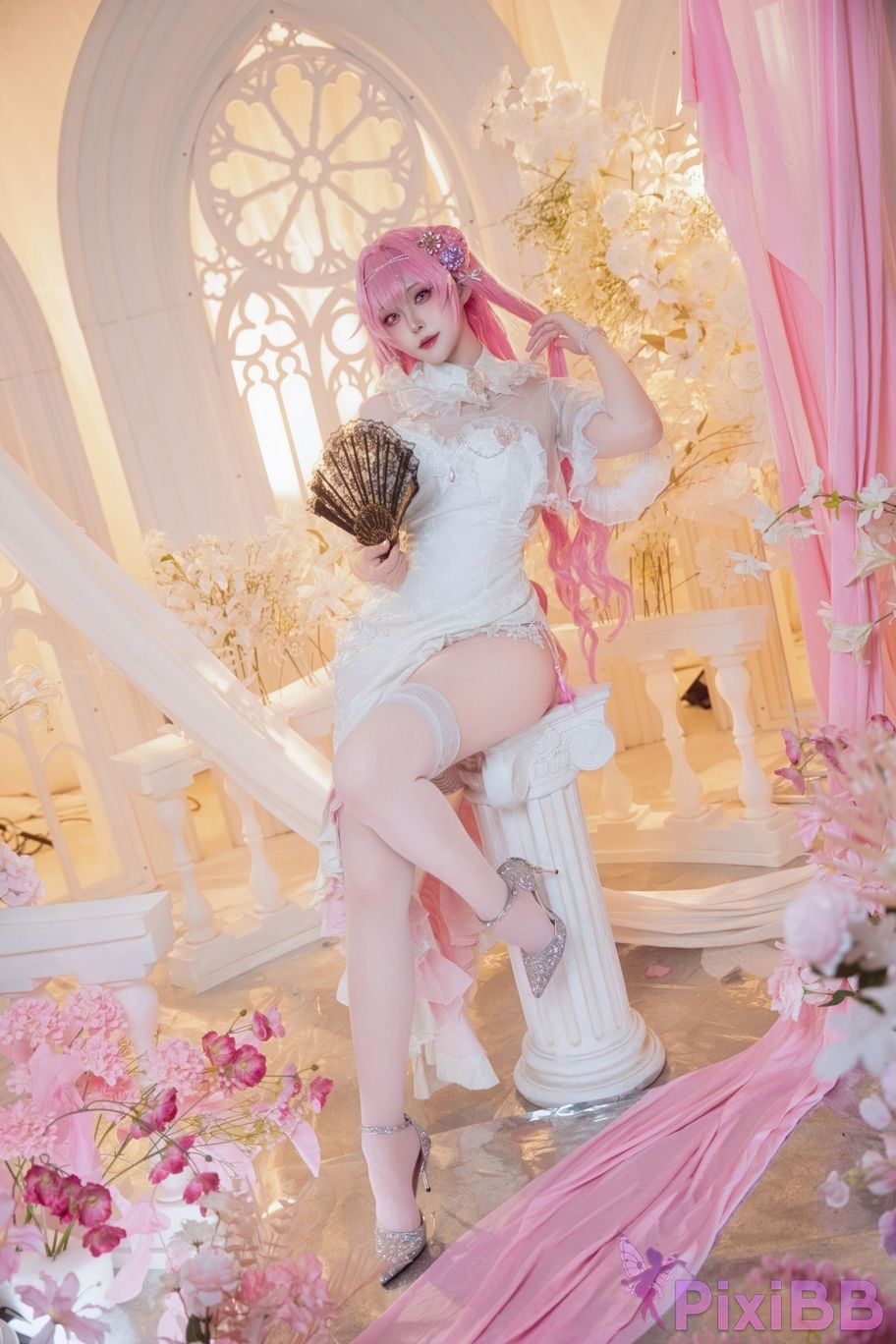 Cosplayer Natsuko Xia Xiazi NIKKE Dorothy cheongsam PixiBB.COM 078