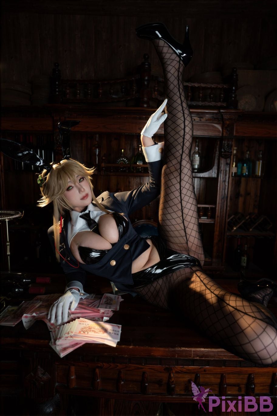 Cosplayer Xinglan is Lanlan and her name Lanmei. Nikke charity Agent Bunny PixiBB.COM 020