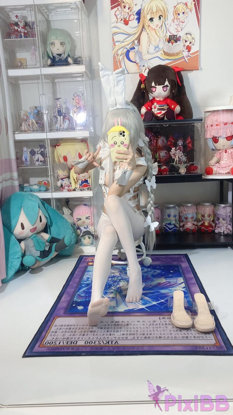 Cosplayer white oak Shirly azur lane Vicious Rabbit PixiBB.COM 004