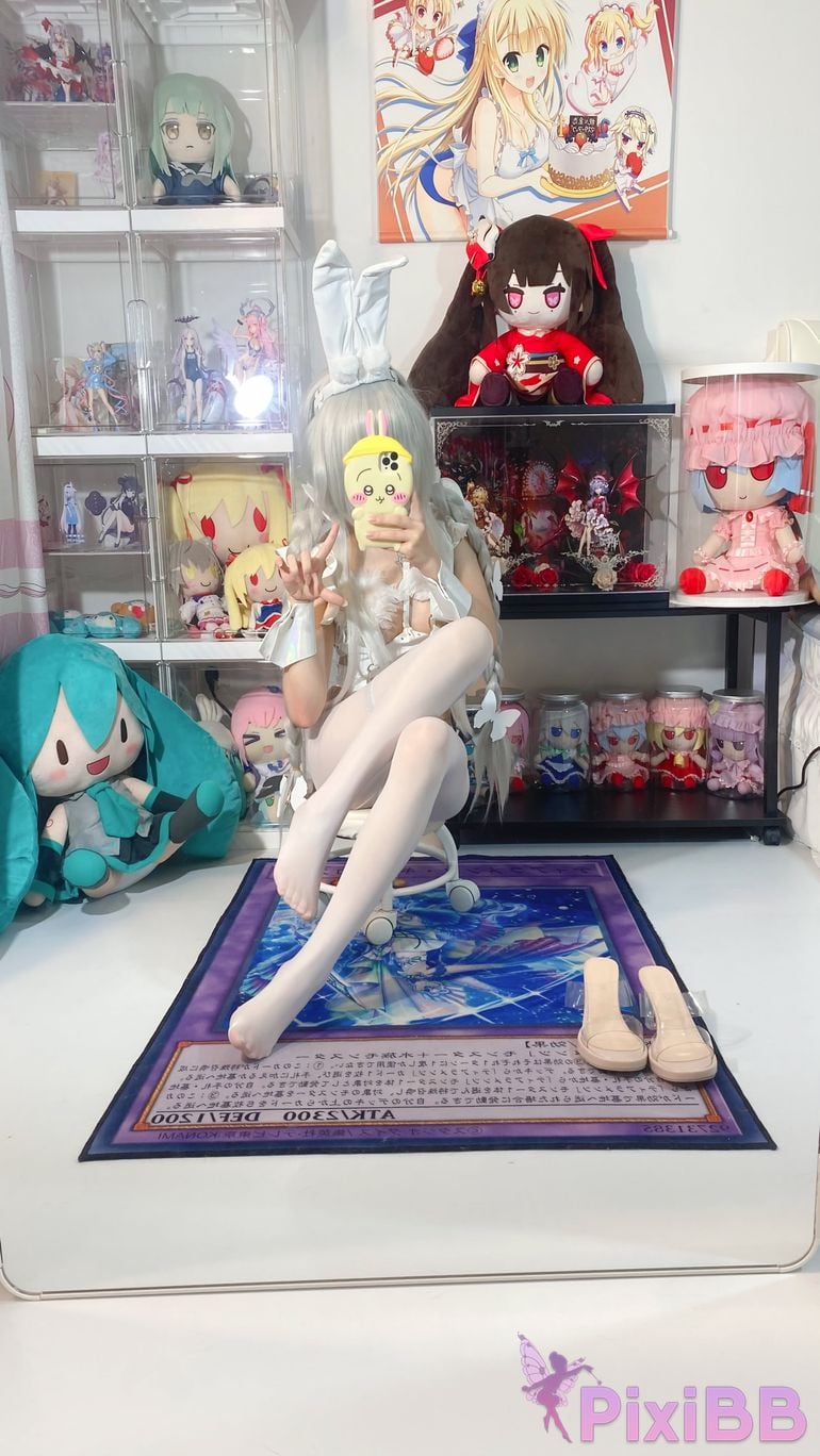 Cosplayer white oak Shirly azur lane Vicious Rabbit PixiBB.COM 035