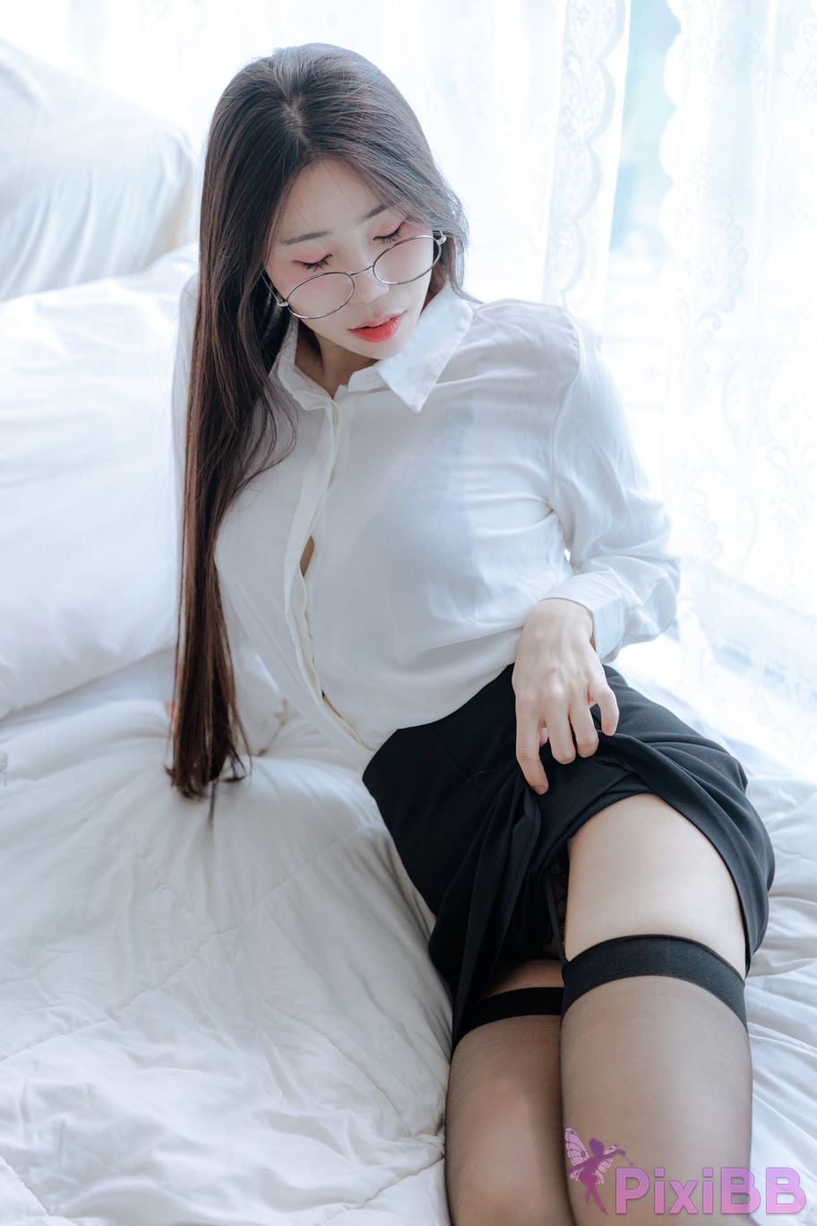 Porrinn EUN Office Girl PixiBB.COM 003