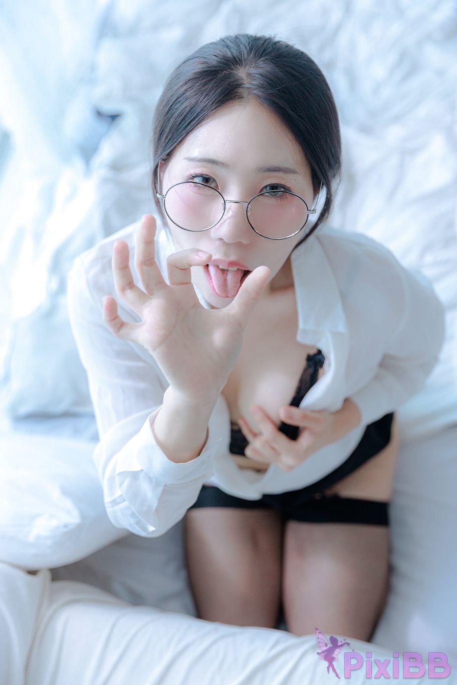 Porrinn EUN Office Girl PixiBB.COM 027