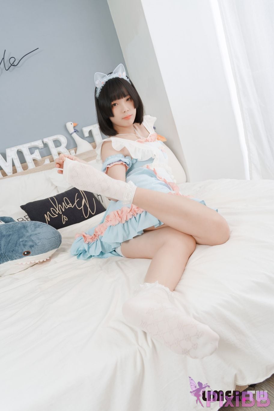 Limerence original No.055 of the maid dressed in soft European style and bare feet please enjoy master PixiBB.COM 014