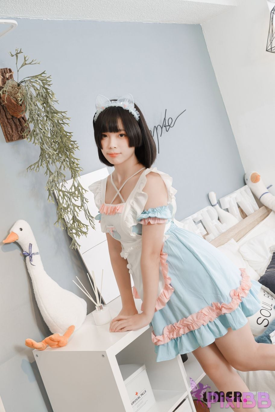 Limerence original No.055 of the maid dressed in soft European style and bare feet please enjoy master PixiBB.COM 028