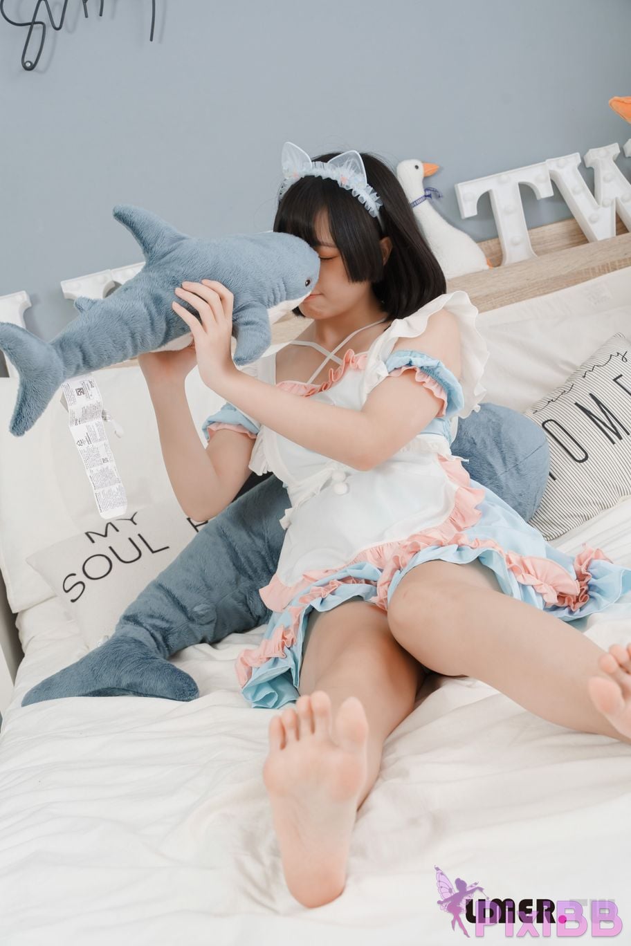 Limerence original No.055 of the maid dressed in soft European style and bare feet please enjoy master PixiBB.COM 112
