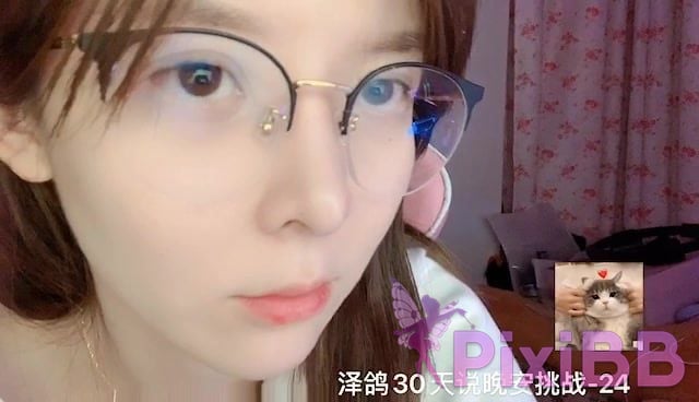Coser yixiaoyangze PixiBB.COM 018 006
