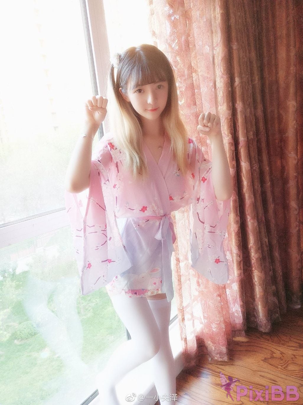 Coser yixiaoyangze PixiBB.COM 006