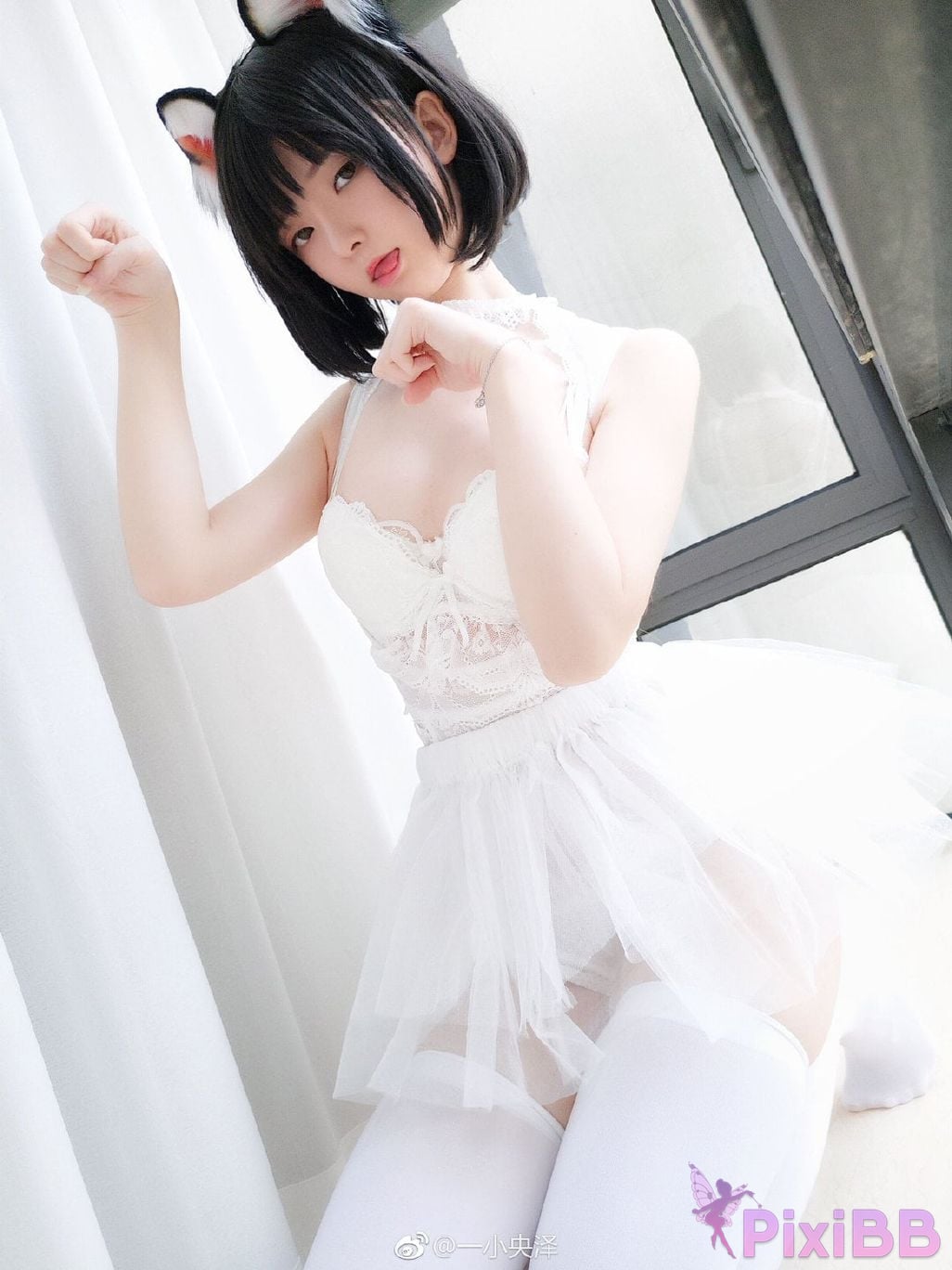 Coser yixiaoyangze PixiBB.COM 111