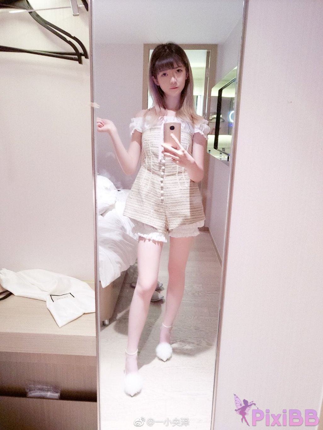 Coser yixiaoyangze PixiBB.COM 162