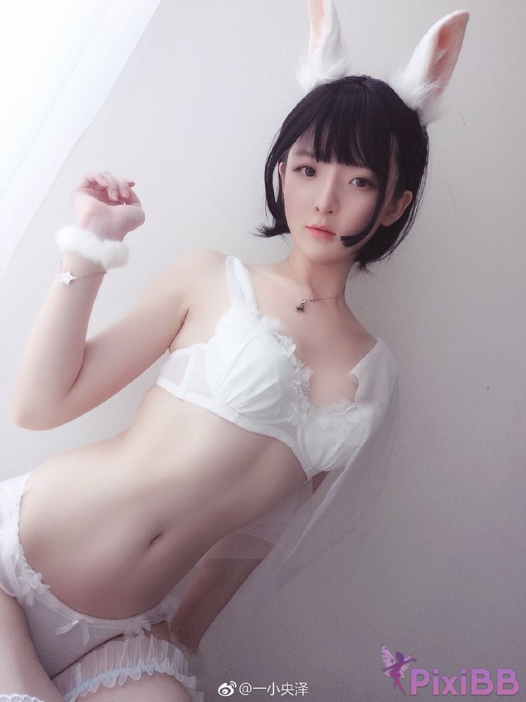 Coser yixiaoyangze PixiBB.COM 175