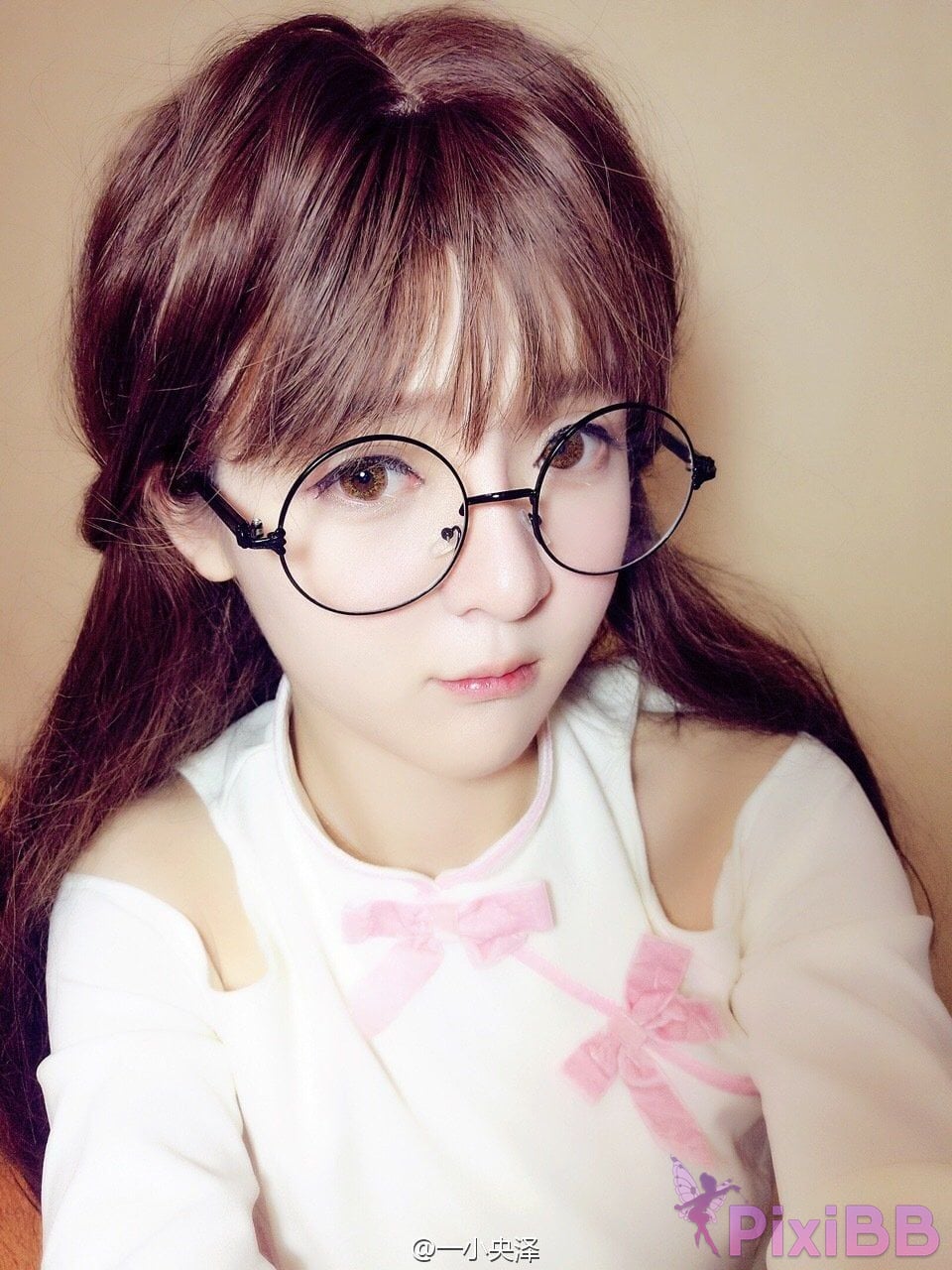 Coser yixiaoyangze PixiBB.COM 180