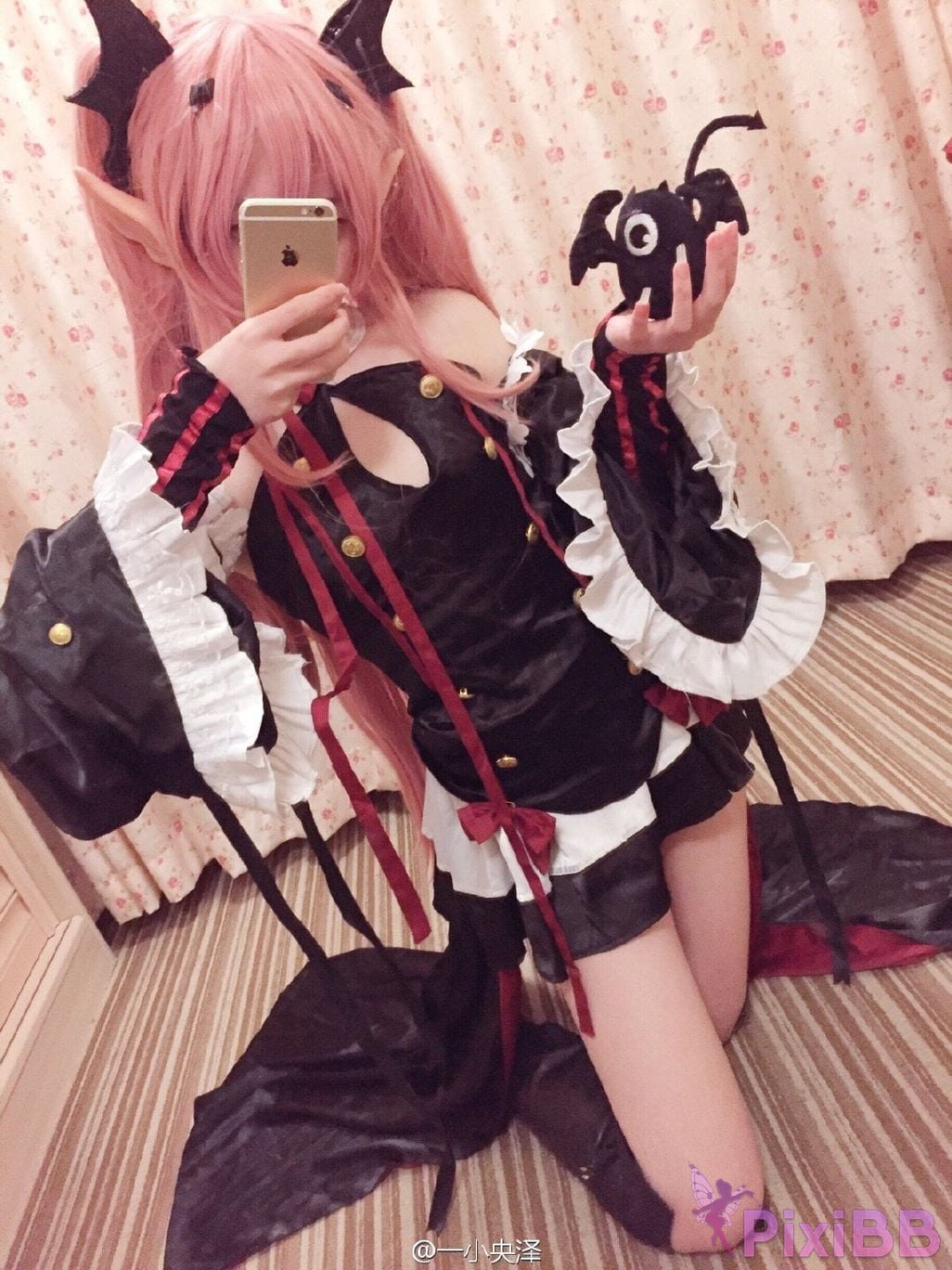 Coser yixiaoyangze PixiBB.COM 235