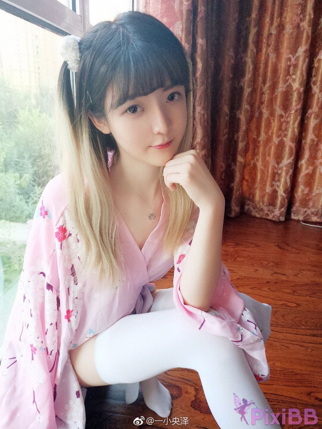 Coser yixiaoyangze PixiBB.COM 281
