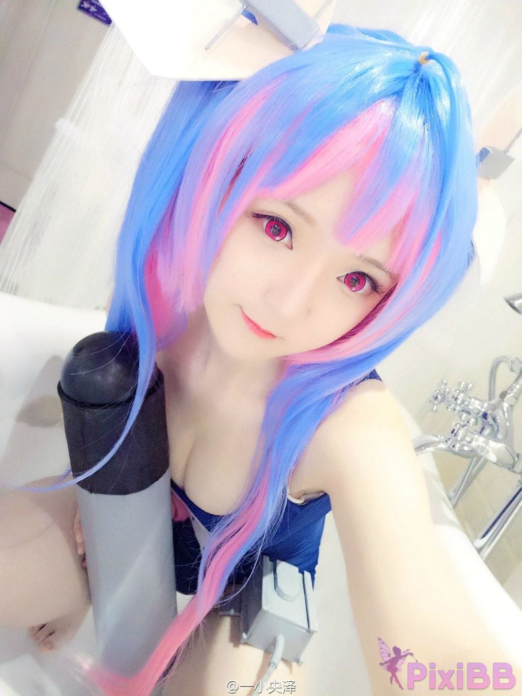 Coser yixiaoyangze PixiBB.COM 321