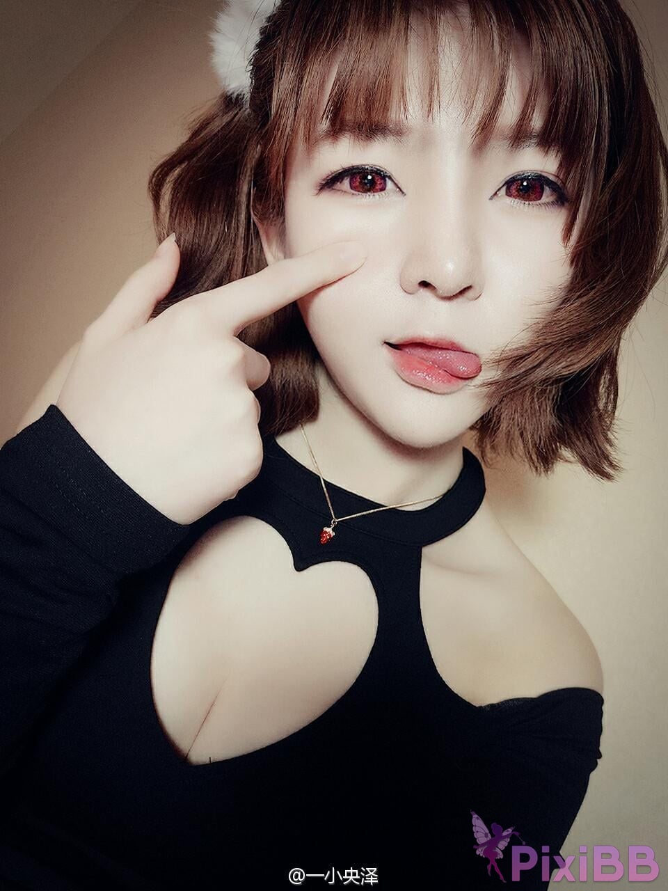 Coser yixiaoyangze PixiBB.COM 323
