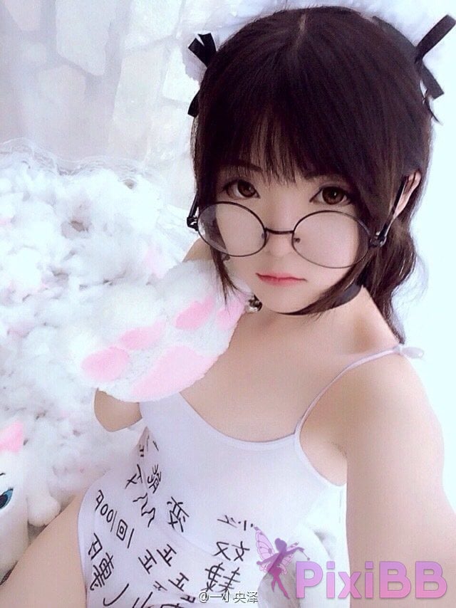 Coser yixiaoyangze PixiBB.COM 330
