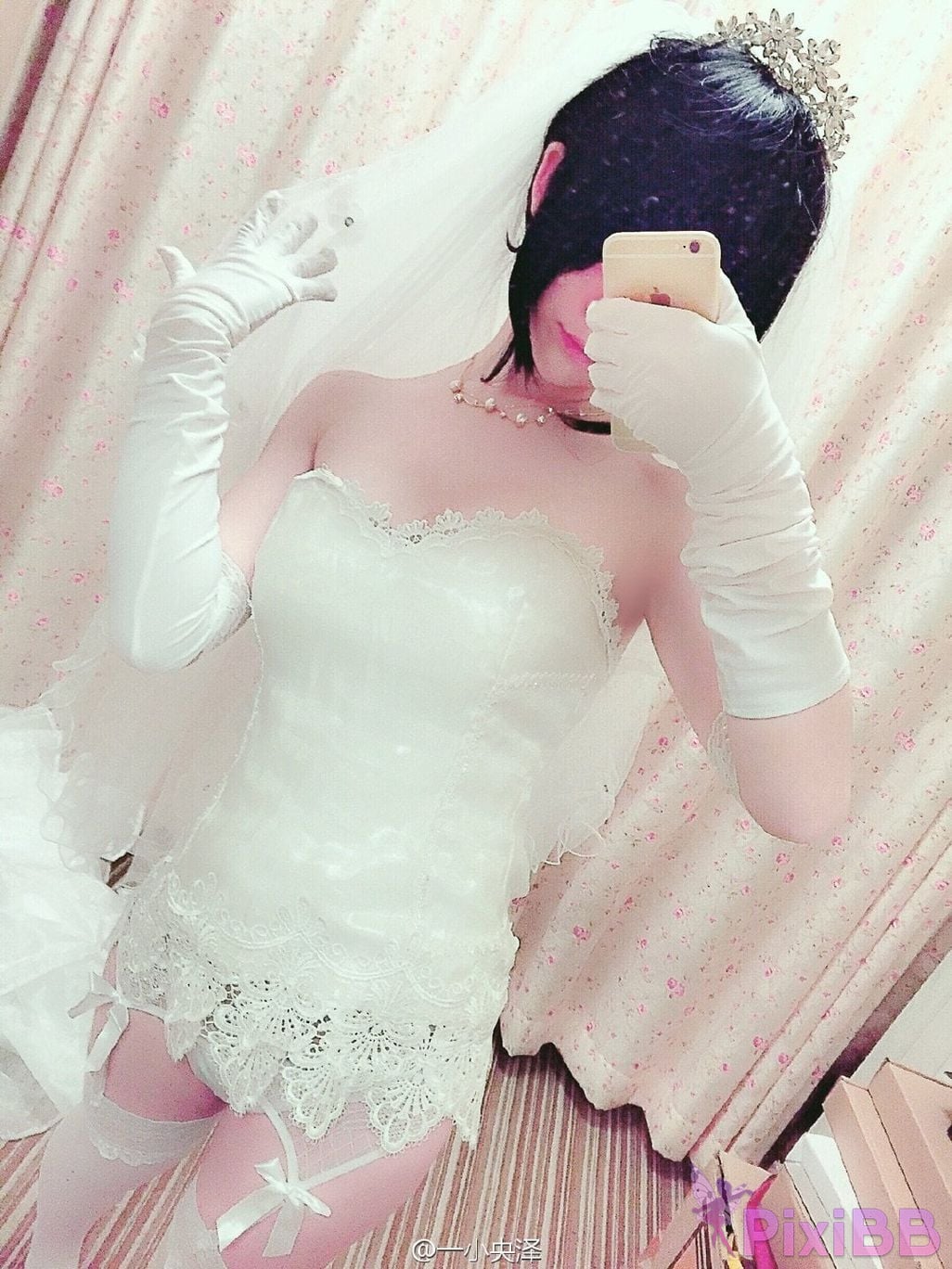 Coser yixiaoyangze PixiBB.COM 335