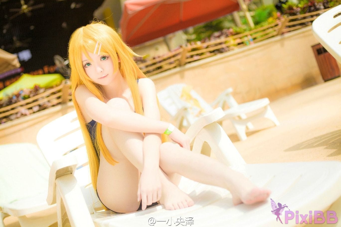 Coser yixiaoyangze PixiBB.COM 350