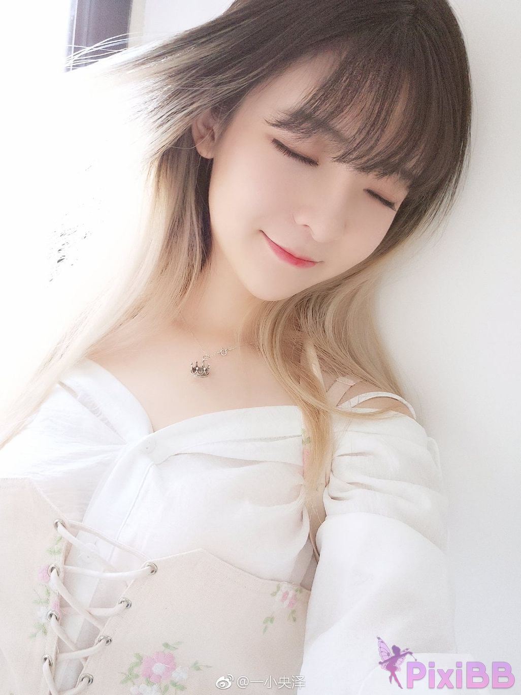 Coser yixiaoyangze PixiBB.COM 384
