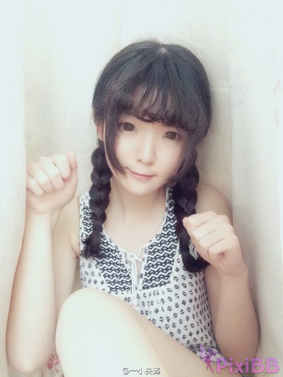Coser yixiaoyangze PixiBB.COM 437