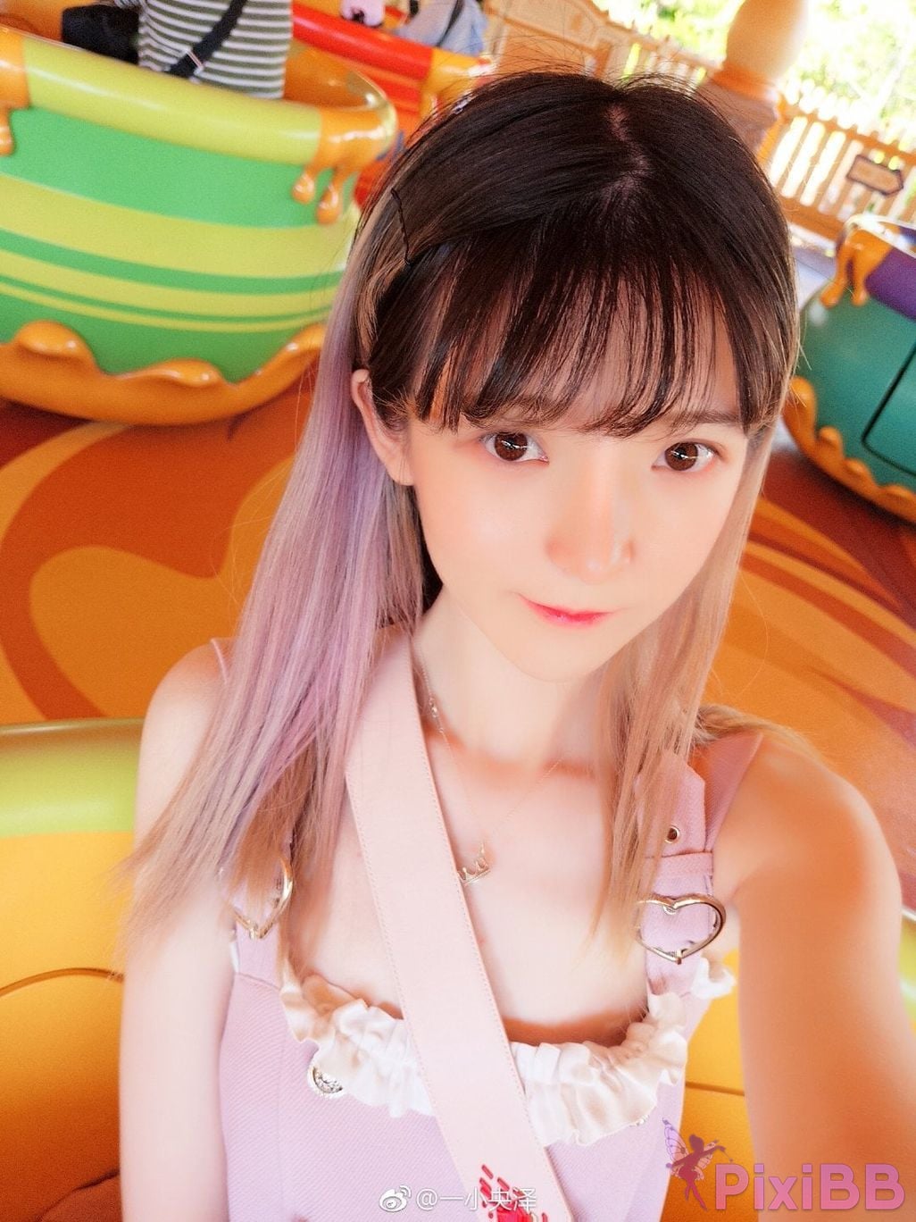 Coser yixiaoyangze PixiBB.COM 460