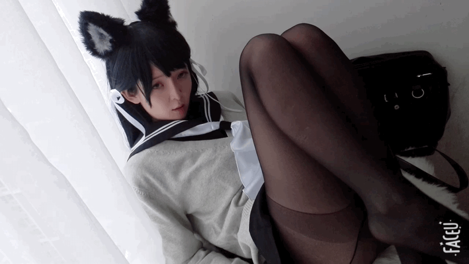 Coser yixiaoyangze PixiBB.COM 640