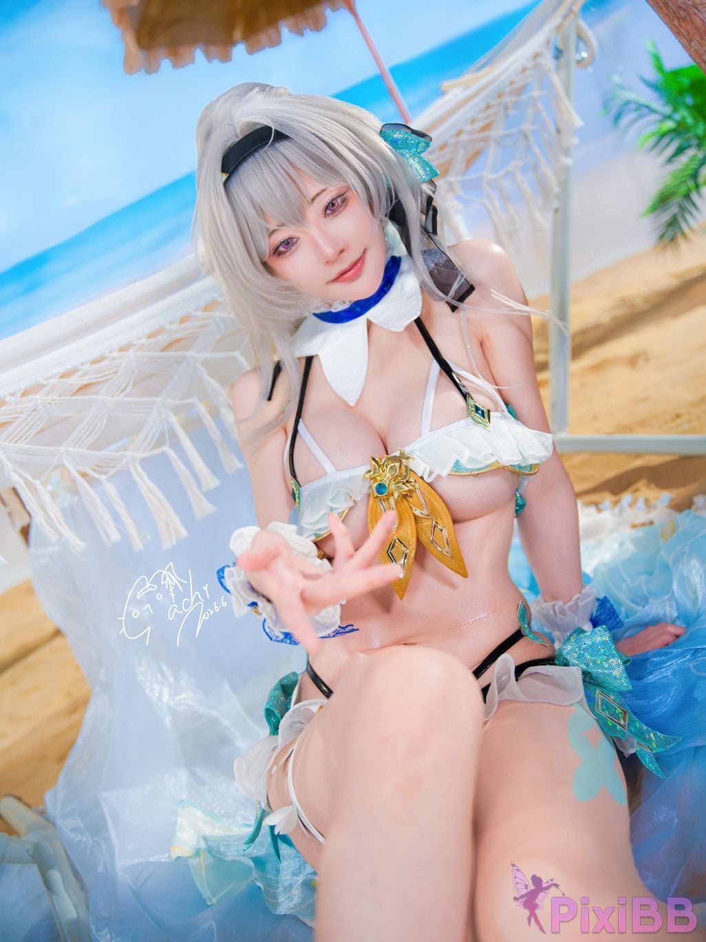 Cosplayer Machi ma ji beng huai xing qiong tie dao liu ying yong zhuang Firefly Bikini PixiBB.COM 016
