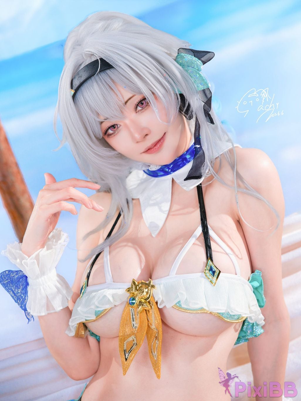 Cosplayer Machi ma ji beng huai xing qiong tie dao liu ying yong zhuang Firefly Bikini PixiBB.COM 032