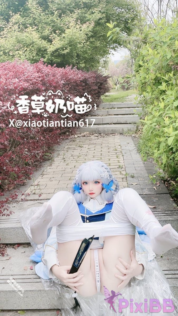 Cosplayer Vanilla Milk Meow Two tailed white tiger loli exposed outdoors PixiBB.COM 150