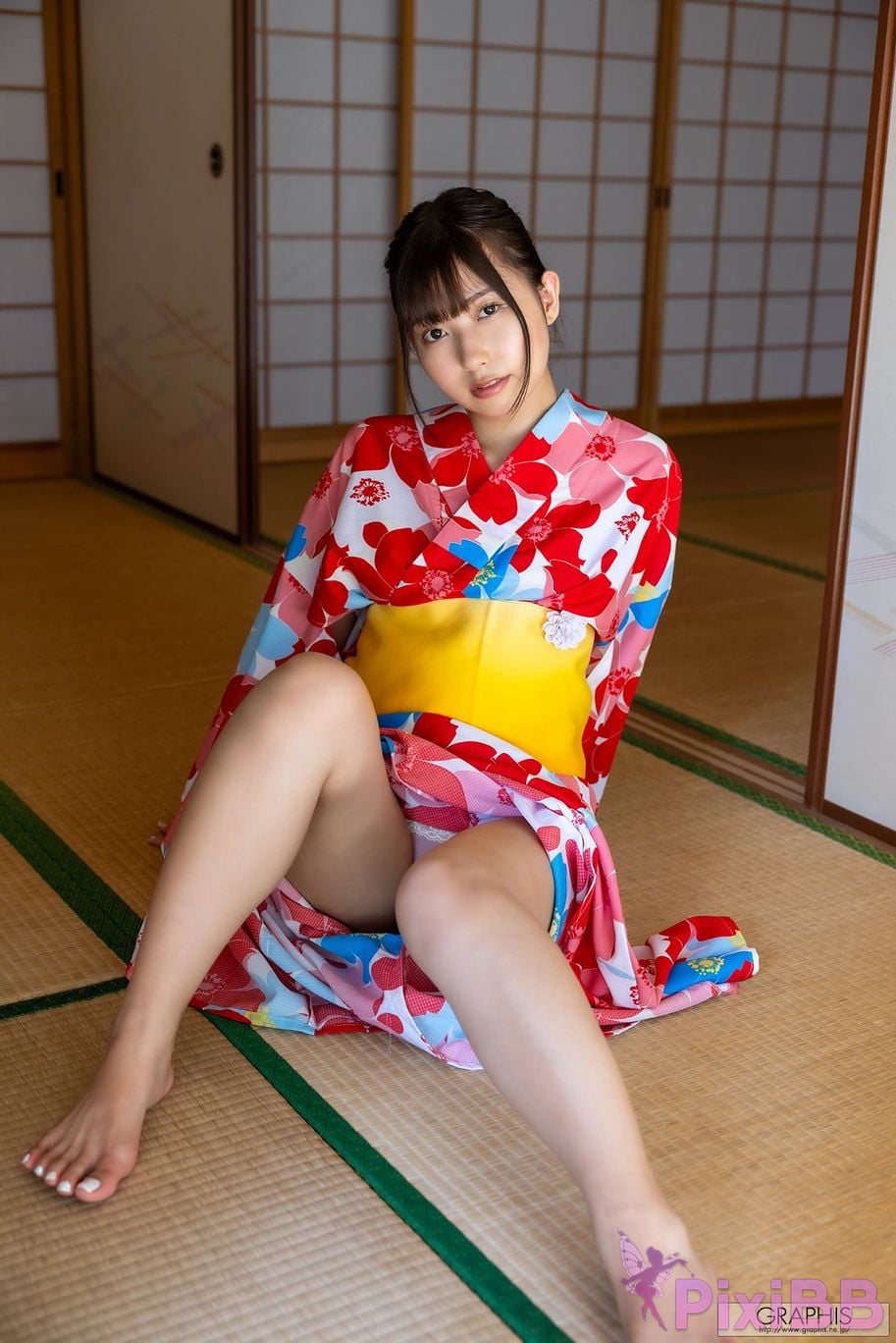 Japanese Idol Miyu Aizawa Graphis New Year s Holiday SPECIAL 2025 2026 Come Across Vol.6 7 8 9 PixiBB.COM 006