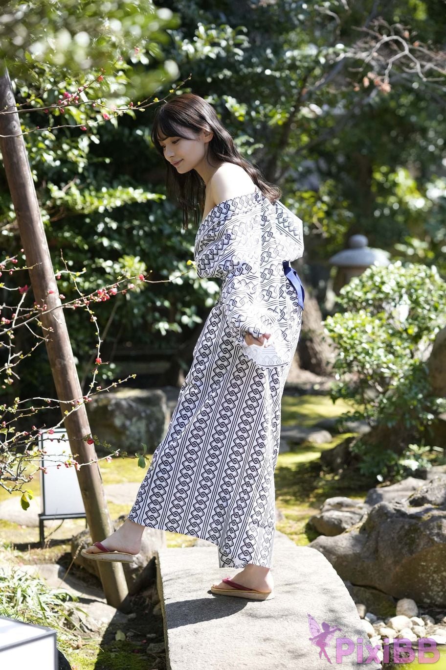 Japanese Idol Nitori Sayaka digital photo book Honey meeting PixiBB.COM 010