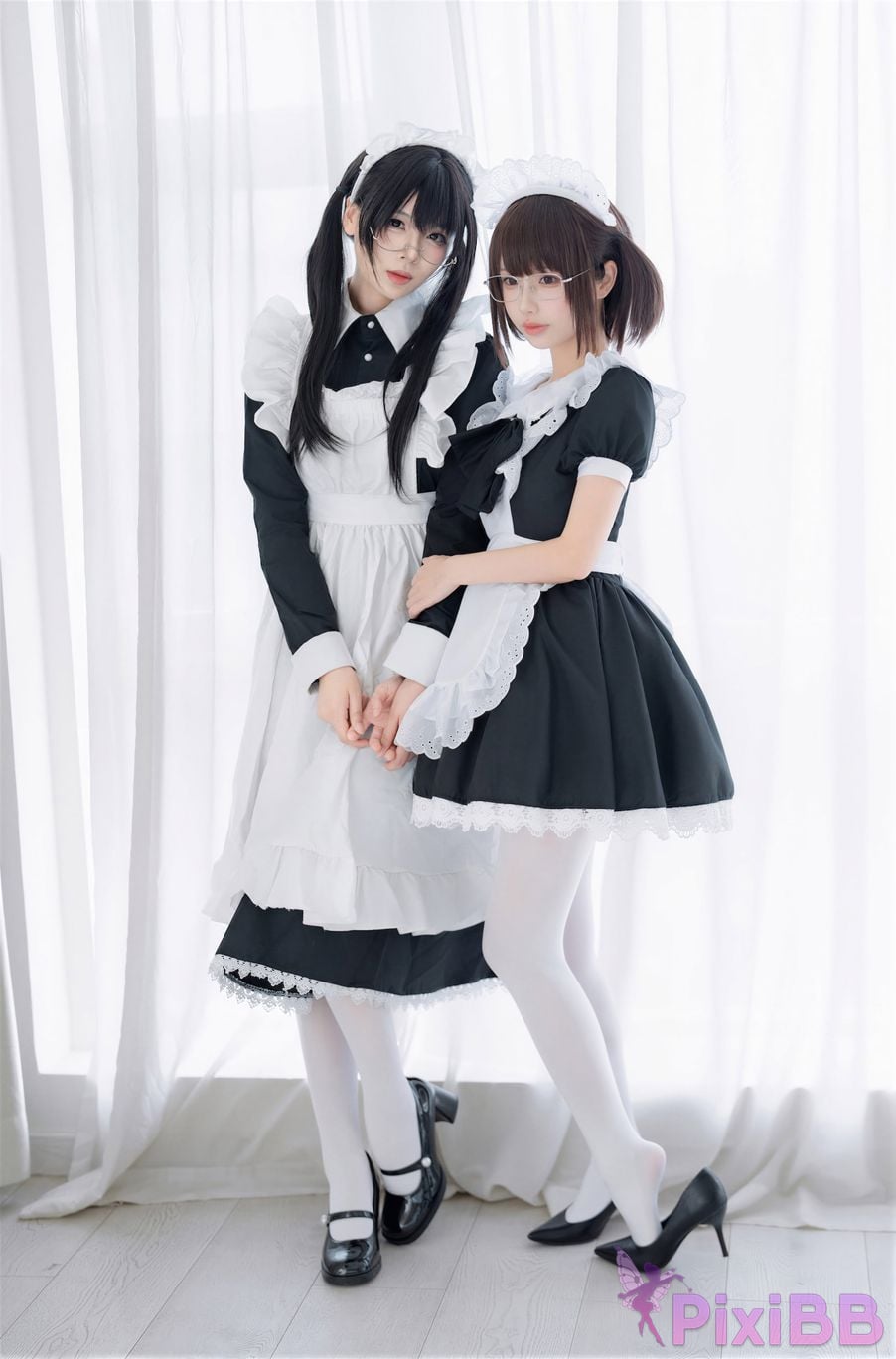Cosplayer Senior Sister Xuan Xiao One hundred thousand precious volts double maid PixiBB.COM 001
