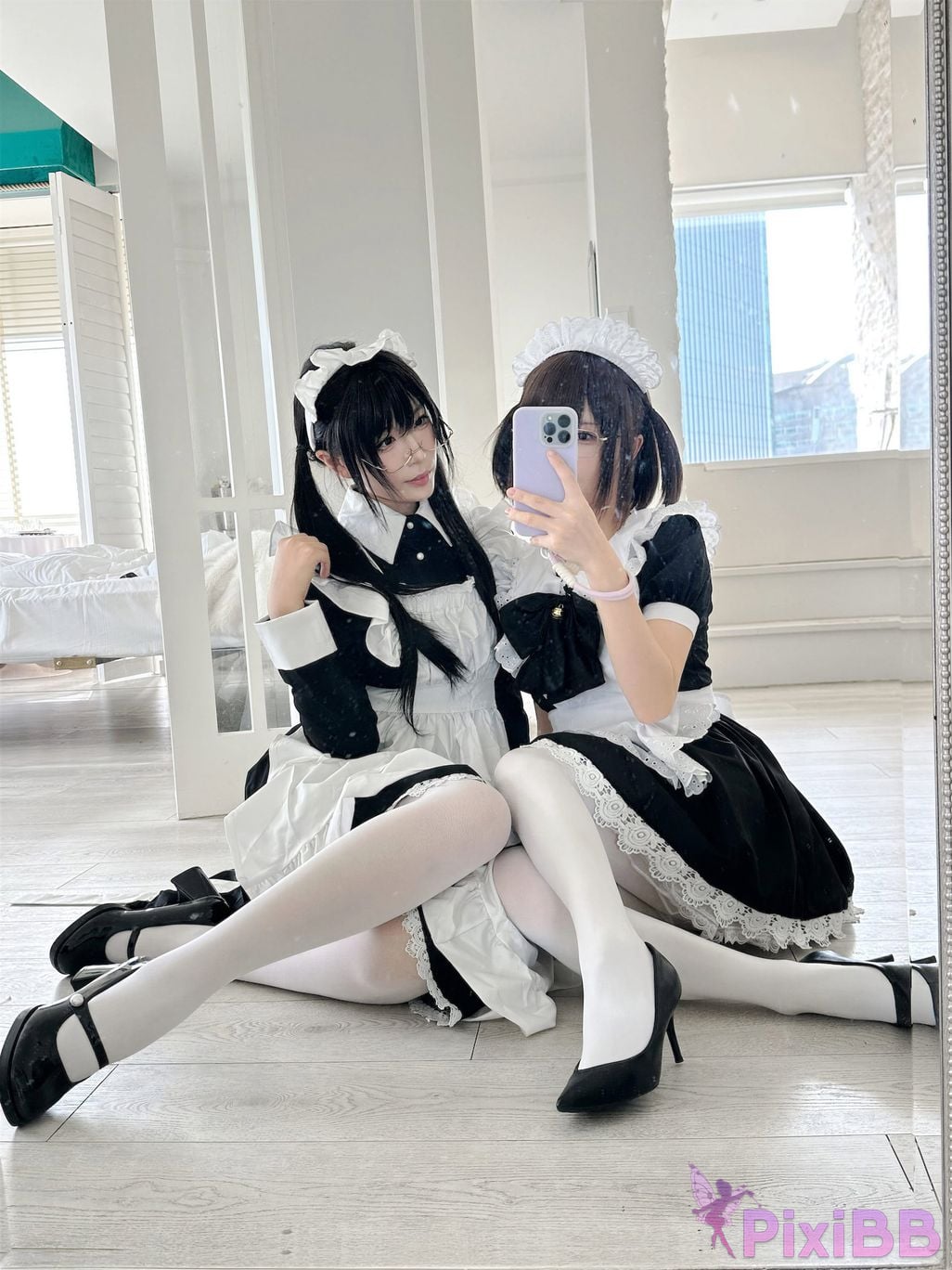 Cosplayer Senior Sister Xuan Xiao One hundred thousand precious volts double maid PixiBB.COM 005