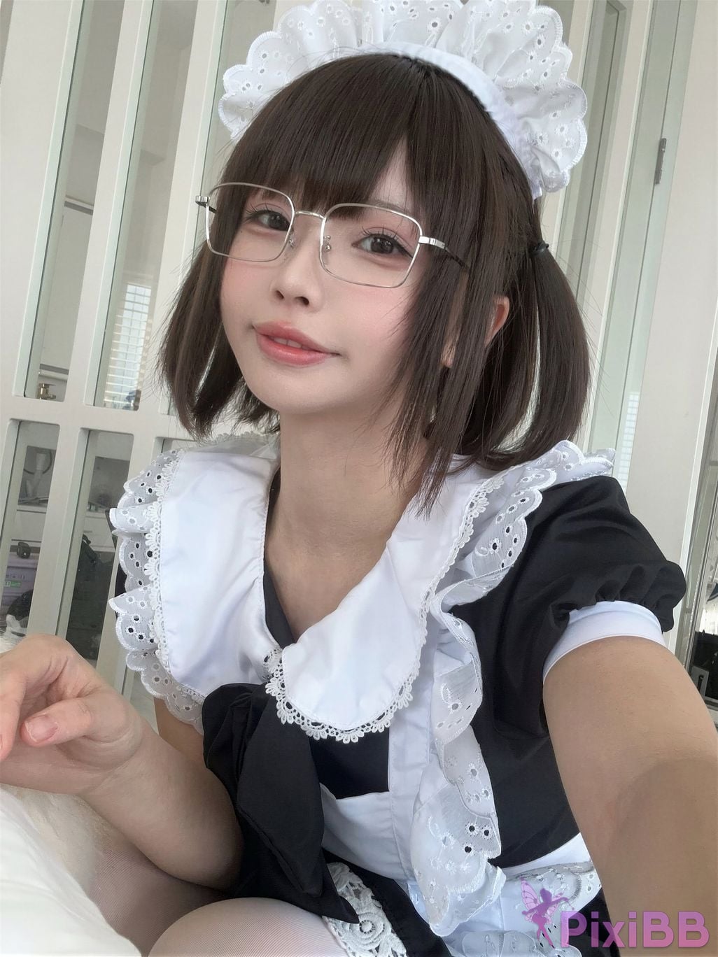 Cosplayer Senior Sister Xuan Xiao One hundred thousand precious volts double maid PixiBB.COM 009