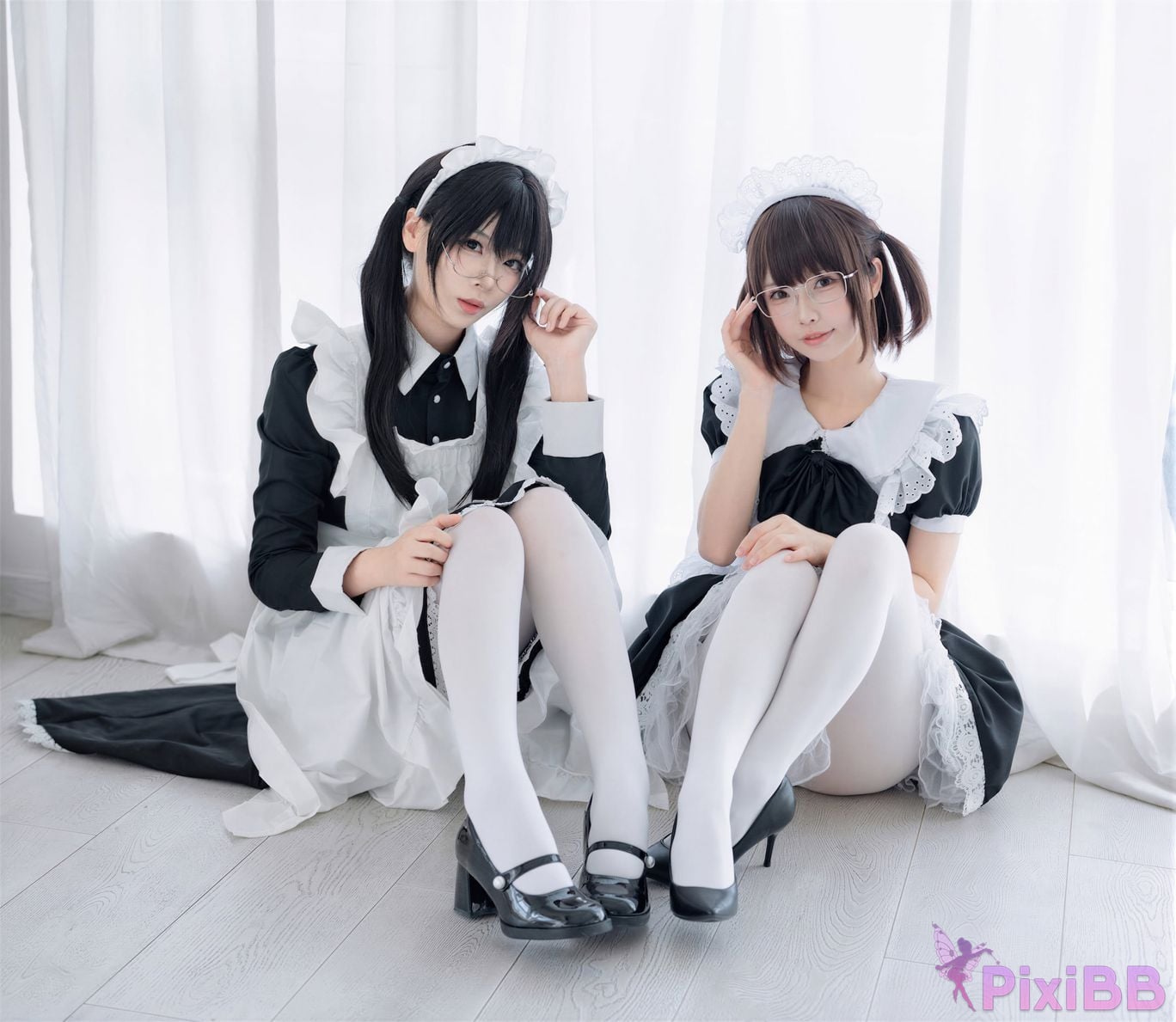 Cosplayer Senior Sister Xuan Xiao One hundred thousand precious volts double maid PixiBB.COM 020