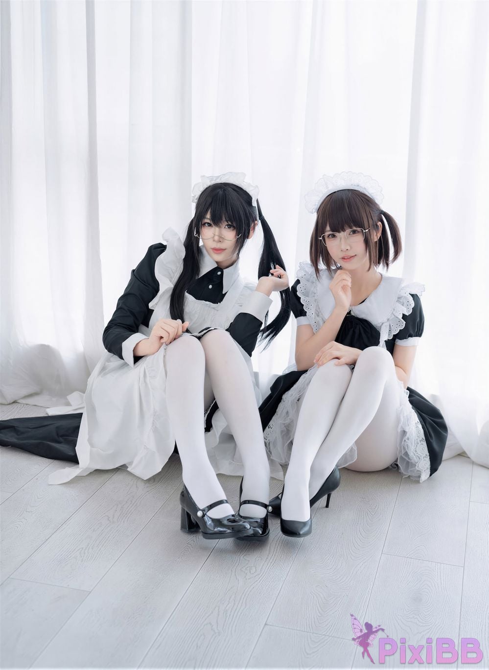 Cosplayer Senior Sister Xuan Xiao One hundred thousand precious volts double maid PixiBB.COM 021