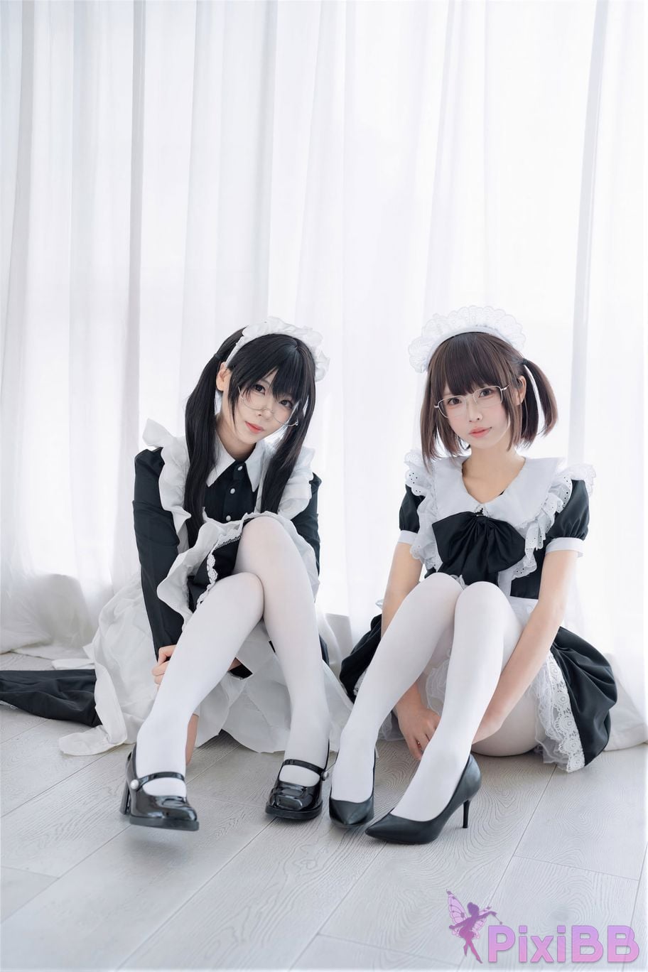 Cosplayer Senior Sister Xuan Xiao One hundred thousand precious volts double maid PixiBB.COM 022