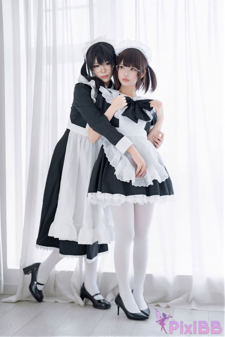 Cosplayer Senior Sister Xuan Xiao One hundred thousand precious volts double maid PixiBB.COM 023